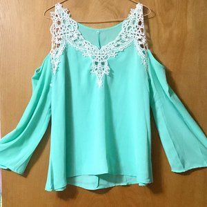 Boutique Blouse